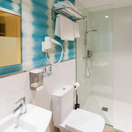 Host & バレンシア