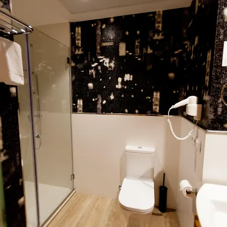 Host & ホテル バレンシア