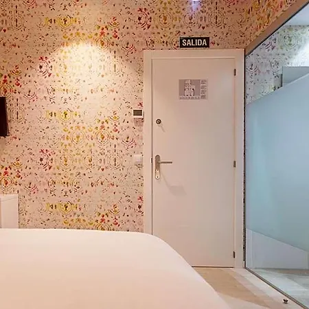 Host & Hotel 3*