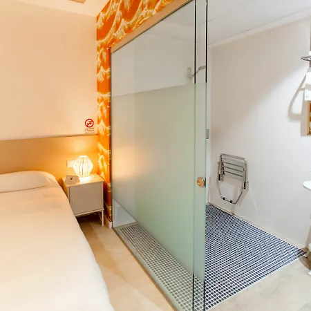 Host & Guest house Valencia