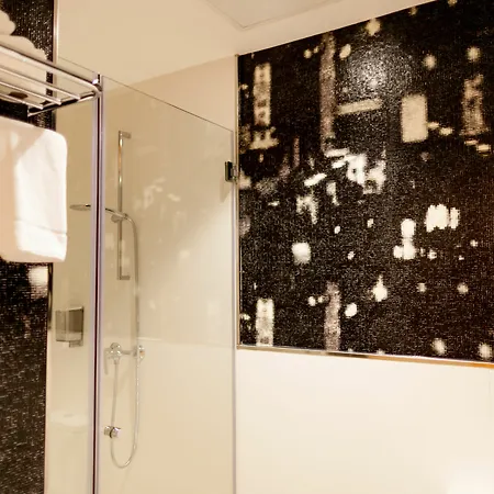 Host & Guest house 3*