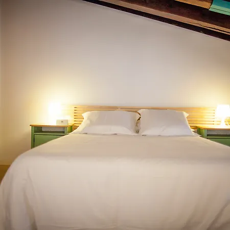 Guest house Host &