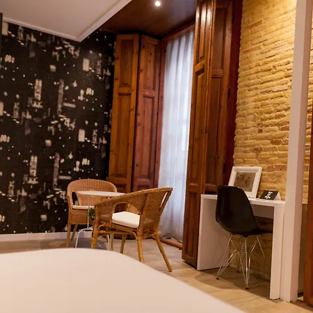 Host & Guest house 3*