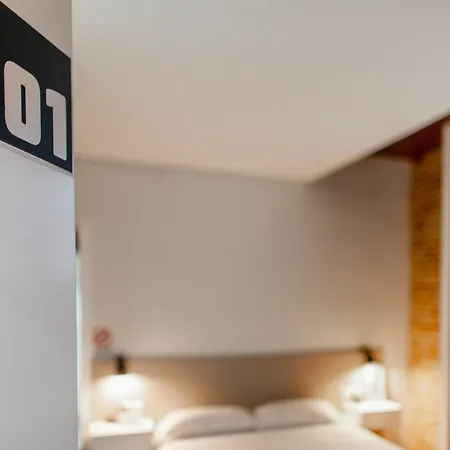 Guest house Host & Valencia