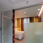 Hotel Host &