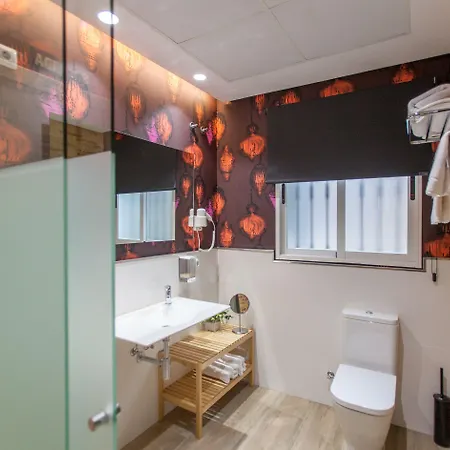 Host & Hotel Walencja